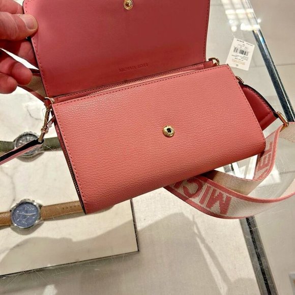 "Michael Kors Primrose Charm: Zip Around Crossbody Elegance" - Picture 2 of 7